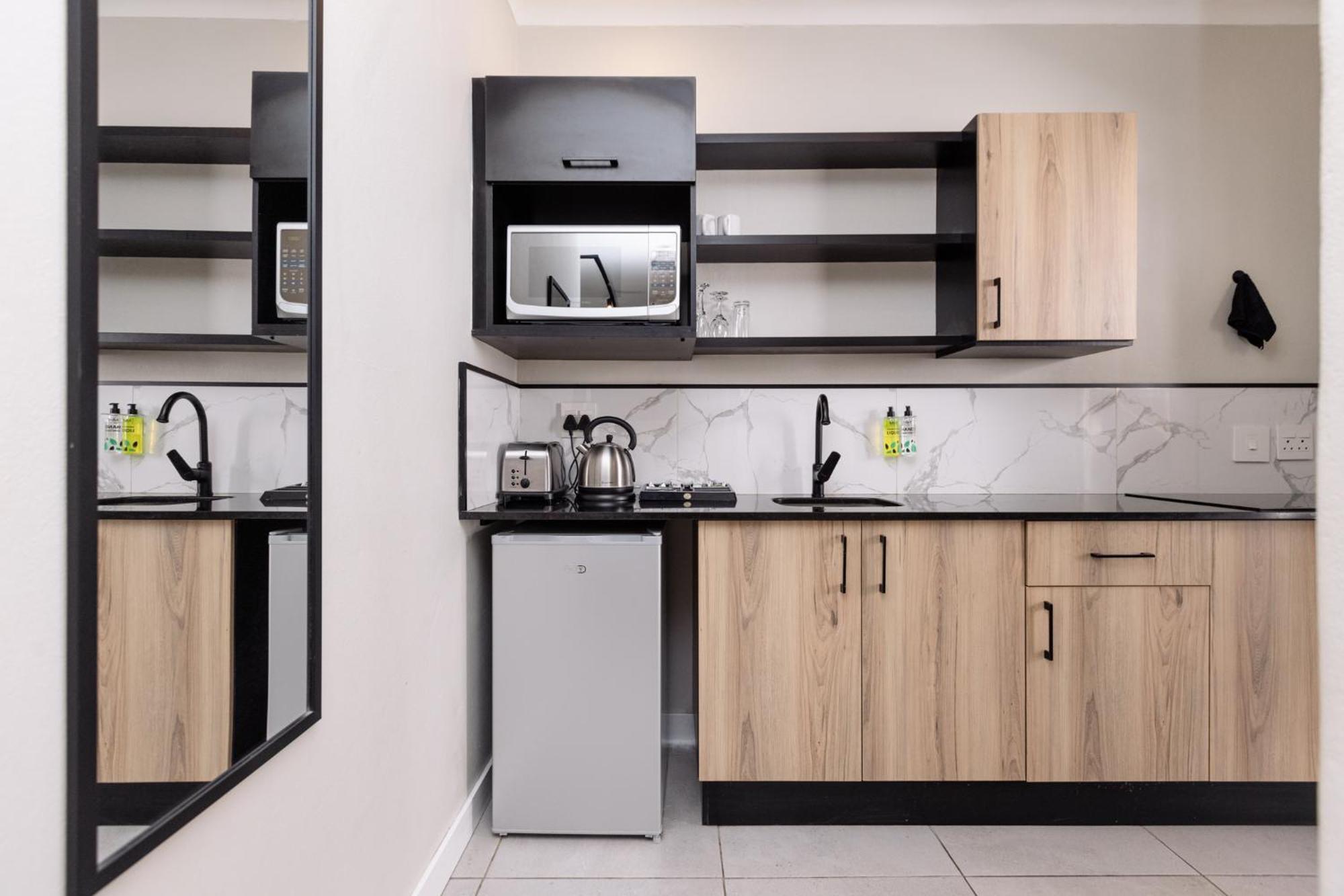 Mint Hotel 84 On Katherine Johannesburg Ngoại thất bức ảnh