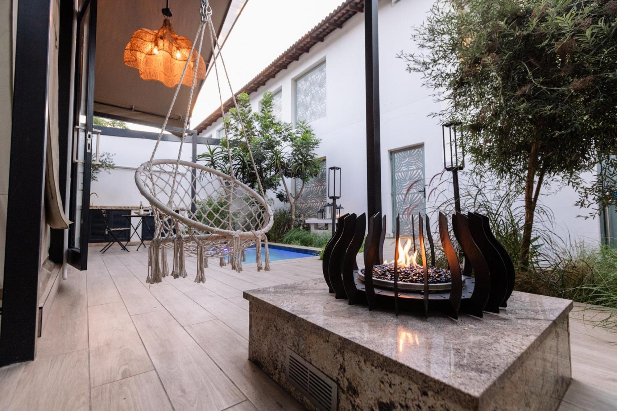 Mint Hotel 84 On Katherine Johannesburg Ngoại thất bức ảnh