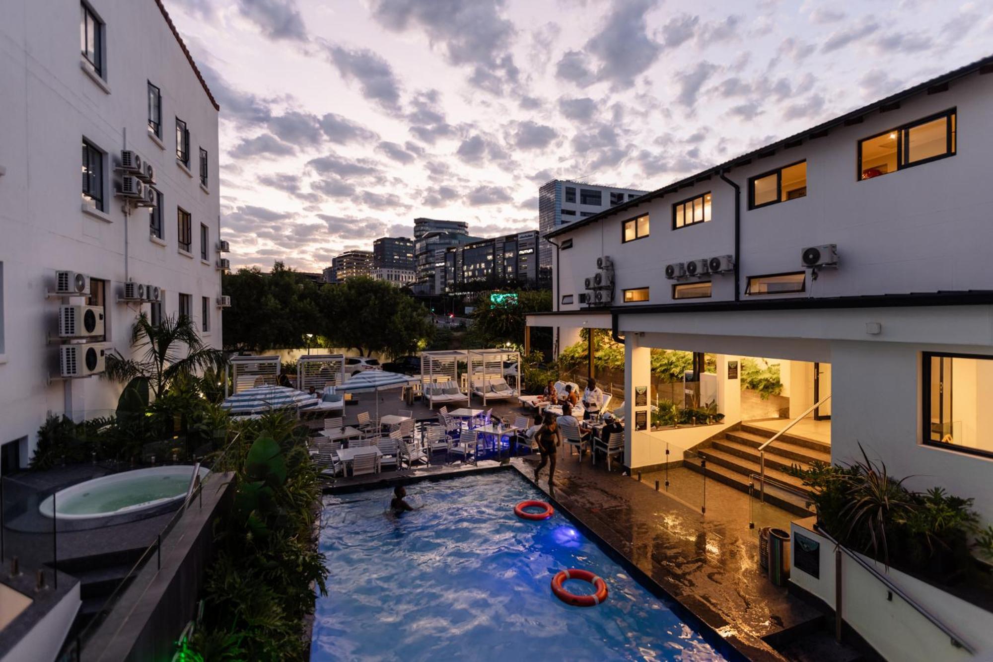 Mint Hotel 84 On Katherine Johannesburg Ngoại thất bức ảnh